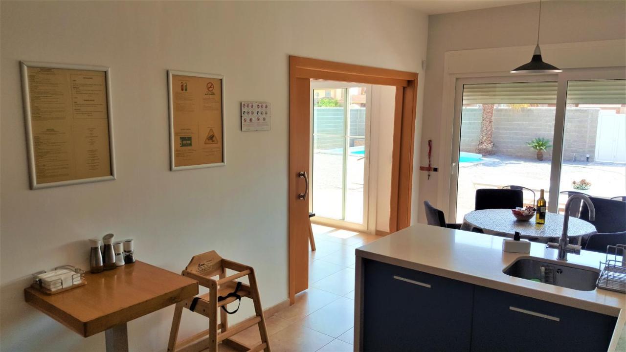 5 Bedrooms Private House 300M From Beach Roquetas de Mar Eksteriør bilde